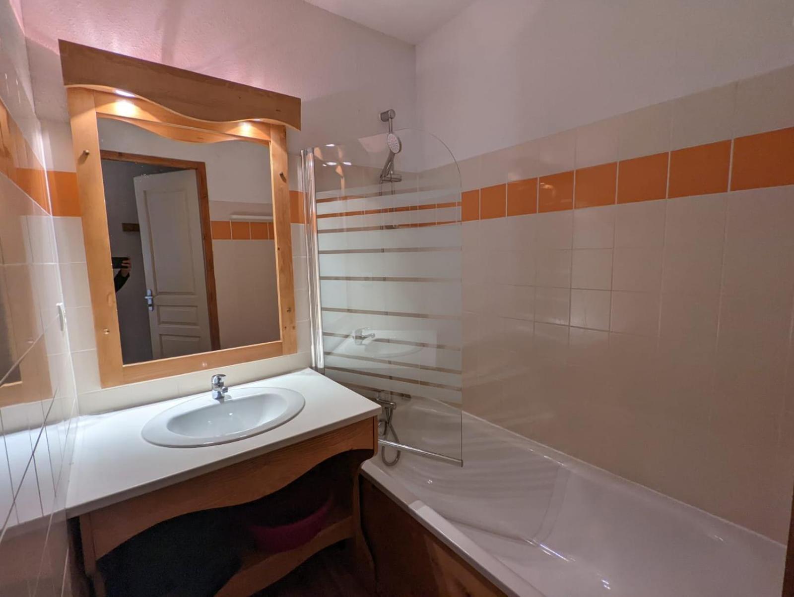 Le Cocon De Neo Chamrousse 1700 Apartment Exterior photo